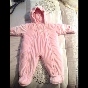 Baby's hoodied snow suit,EUC